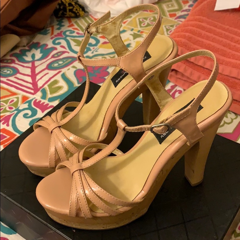 Chinese laundry heels